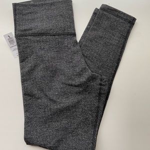 BNWT TNA leggings